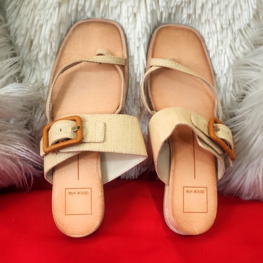 Dolce Vita Perris Women's Tan Sandals